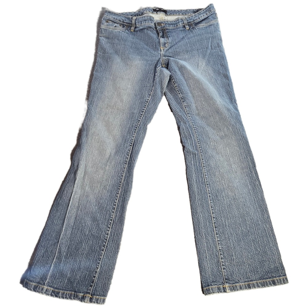Daisy Fuentes Woman Bootcut Jeans 16W Medium Wash Blue Denim Mid Rise‎ Flare